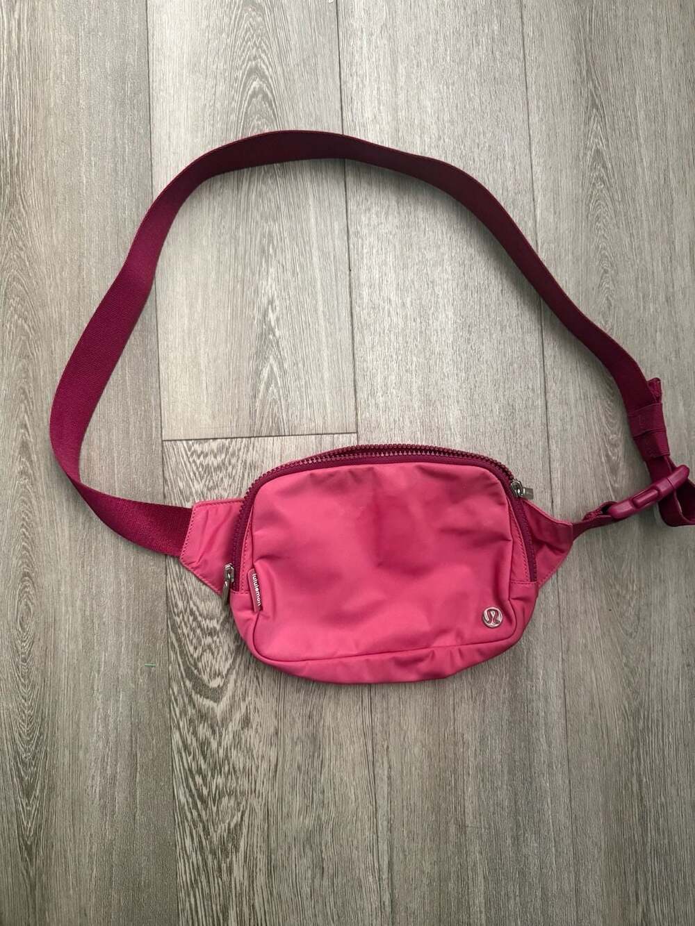 Lululemon Everywhere Belt Bag Lip Gloss Pink Fanny Pack
